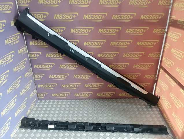 Накладка наружняя (молдинг) порога, правый 51778499000 BMW