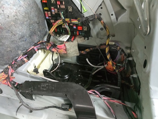 61112210017 BMW купить в Ровно