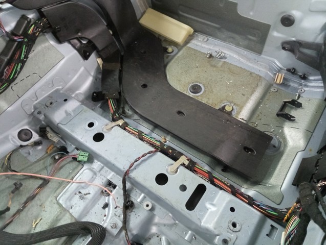 BMW 61112210017 в наличии Харьков