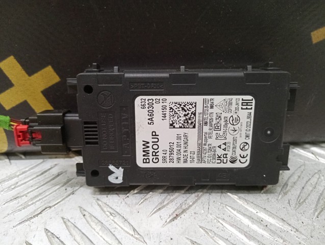 Датчик контроля мертвой зоны, задний 66325A60303 BMW