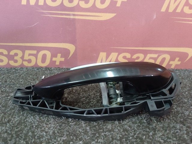 BMW 9881776 Держатель наружной ручки двери передней правой в наличии Харьков