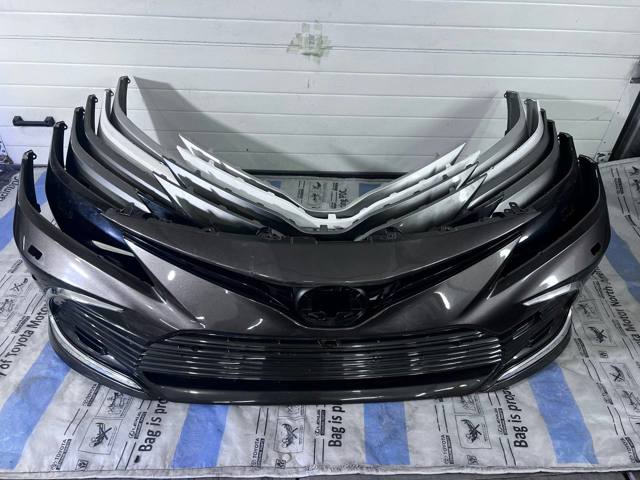 Буфер (бампер) передний 521193T961 TOYOTA