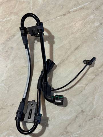 HYUNDAI 59795CV000 Датчик АБС (ABS) задний левый в наличии Запорожье