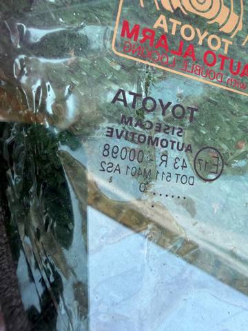 TOYOTA 68102F4010 Стекло двери передней левой в наличии Николаев