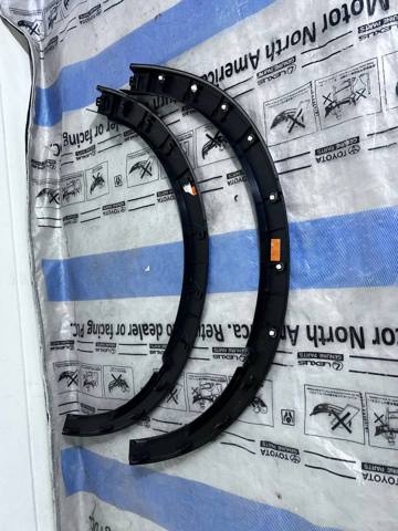 75605F4010 TOYOTA Расширитель (накладка) арки заднего крыла правый купить в Николаев