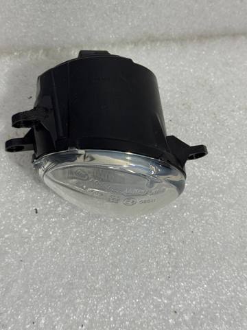 Фара противотуманная, правая 812100W050 TOYOTA