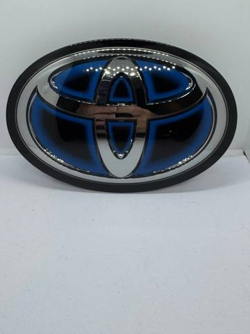 Фирменный значек решетки радиатора 9097502161 TOYOTA