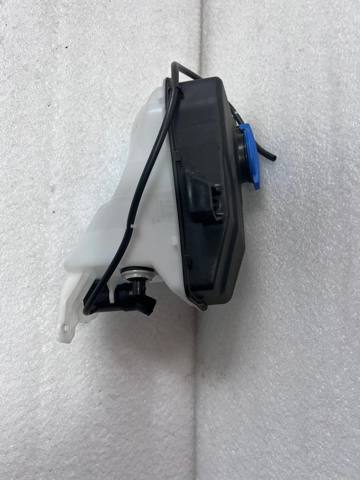 Водяной бачок омывателя стекла 98610KL000 HYUNDAI