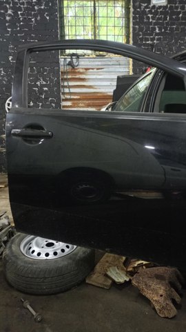 Пассажирская передняя дверь 5700A274 MITSUBISHI