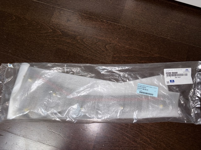 83280S8000 HYUNDAI Накладка двери задней правой вертикальная купить в Сумы