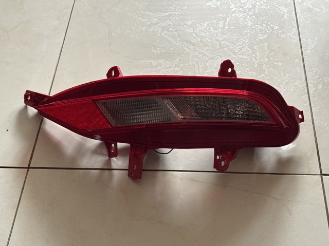 Фонарь противотуманный задний, правый 92406N7000 HYUNDAI