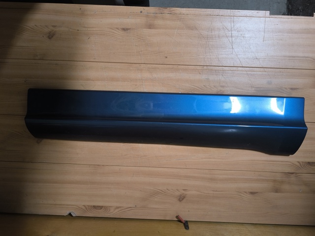 Накладка задней левой двери 8R0853969B VAG