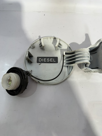 695103W000 HYUNDAI Лючок бензобака (топливного бака) купить в Сумы