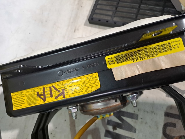 845303U000 HYUNDAI Подушка безопасности пассажира купить в Сумы