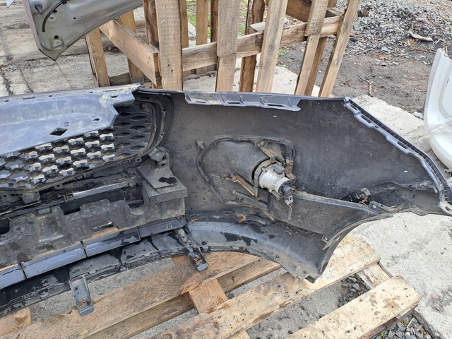 HYUNDAI 86511F1000 Передний бампер в наличии Винница