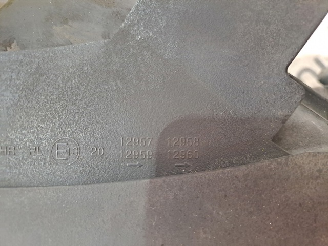 921023U290 HYUNDAI Фара правая купить в Киев