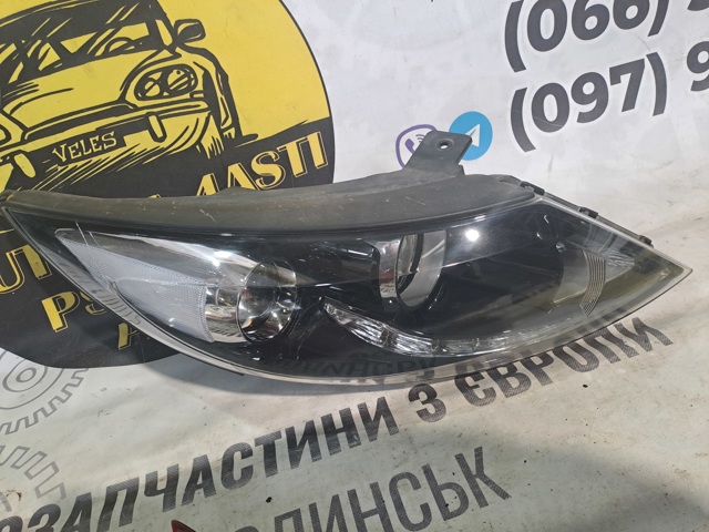 Фара правая 921023WXXX HYUNDAI