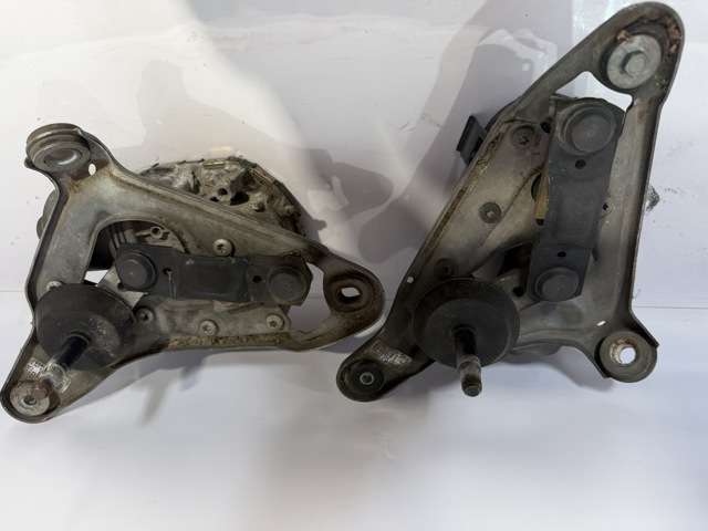 9677472680 PEUGEOT Мотор стеклоочистителя лобового стекла правый купить в Украина