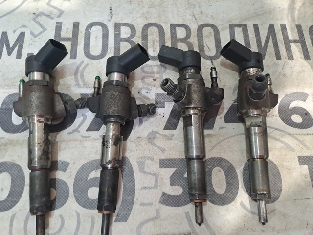Форсунка впрыска топлива 9802448680 PEUGEOT