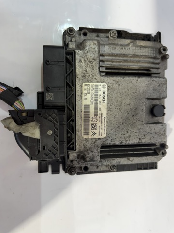 Мозги двигателя 9806460480 PEUGEOT