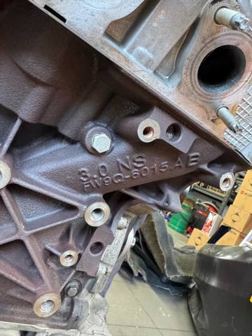 LR127427 LAND ROVER купить в Черновцы