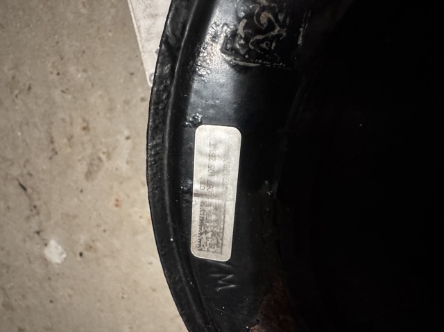 VAG 057105251T Шкив коленвала в наличии Киев