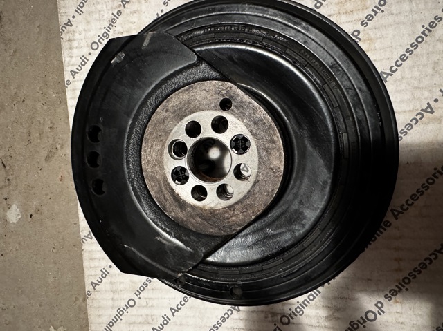 VAG 057105251T Шкив коленвала в наличии Чернигов