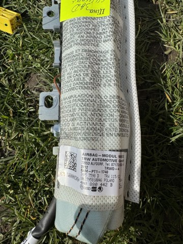 Подушка безопасности AIRBAG спинки сиденья, правого 4H0880442B VAG