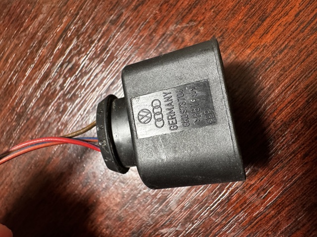 VAG 8K0973704 Разъем (фишка) заднего фонаря в наличии Ирпень
