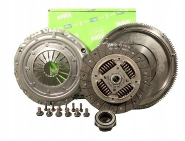 821253 VALEO Комплект сцепления купить в Николаев