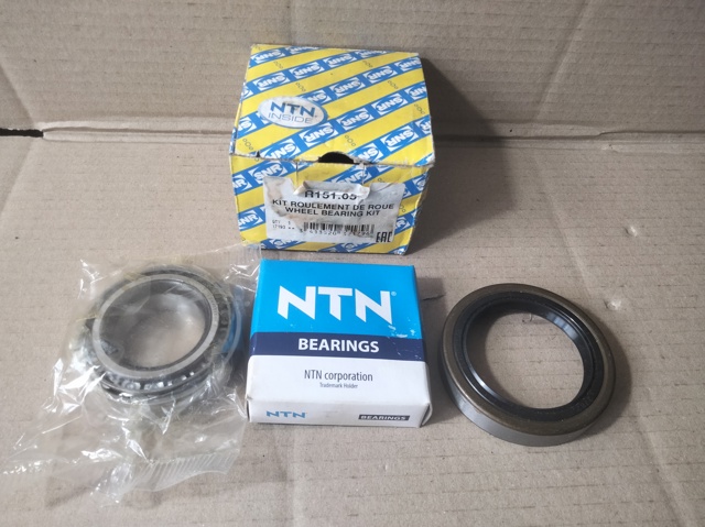 SNR R15105 Подшипник ступицы передней в наличии Ужгород