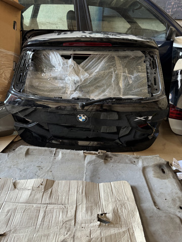 Задняя ляда 41002993152 BMW