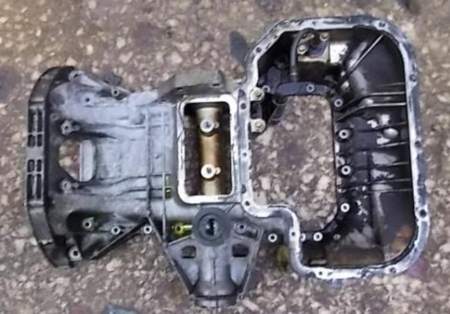 Поддон маслянный картера двигателя, верхняя часть A1040141602 MERCEDES