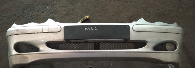 Буфер (бампер) передний A2038850025 MERCEDES