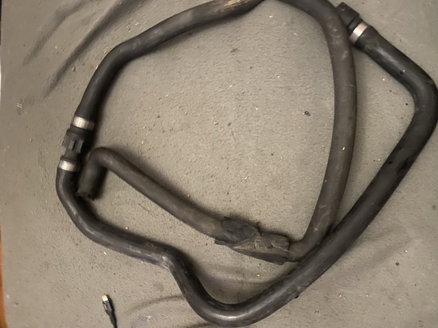 BMW 11531438632 Патрубок системы охлаждения в наличии Каменское