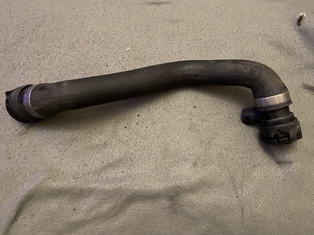 11531705224 BMW Нижний шлаг радиатора охлаждения купить в Полтава