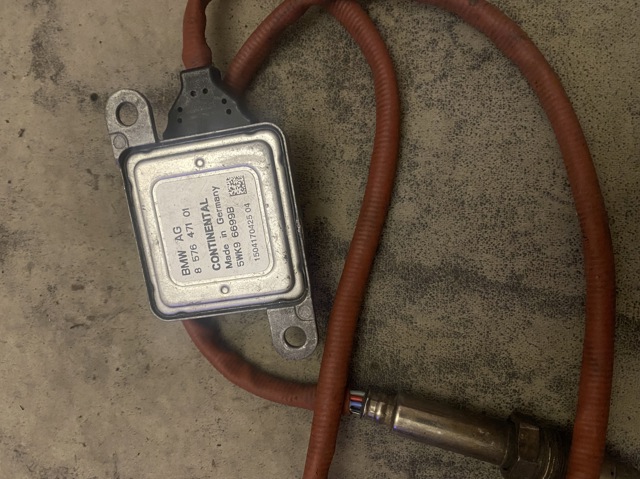 Датчик оксидов азота NOX, передний 13628576471 BMW