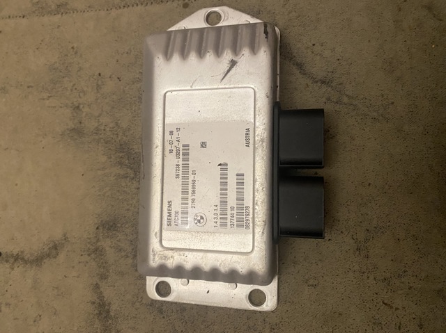 Блок управления раздаточной коробкой 7569969 BMW