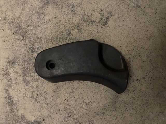 Ручка открывания капота 8223163 BMW