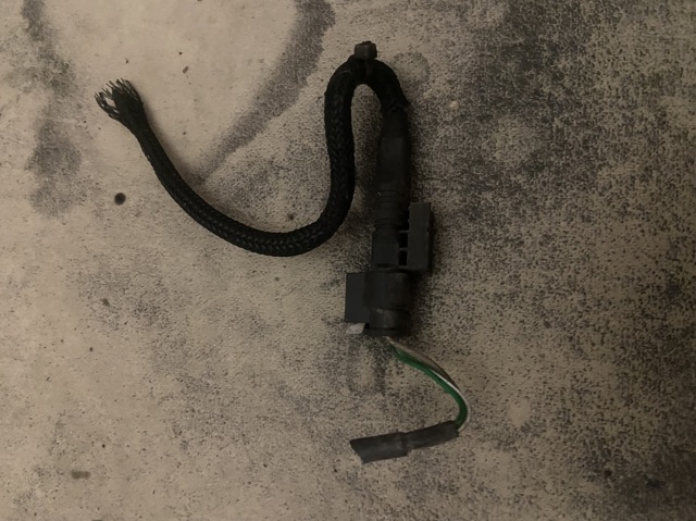Шкив компрессора кондиционера A0225452426 MERCEDES