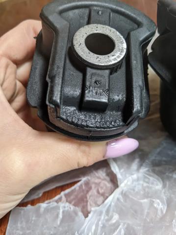 4872552030 TOYOTA Сайлентблок задней балки купить в Запорожье