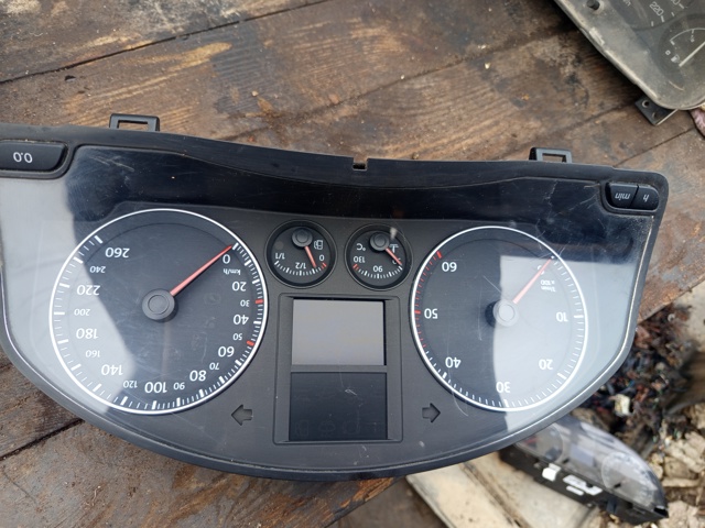 Щиток приборов 1K0920851H VAG