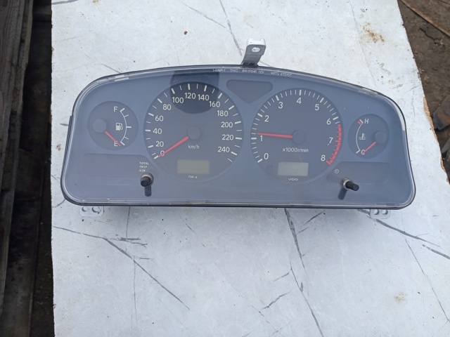 Щиток приборов 8380005230 TOYOTA