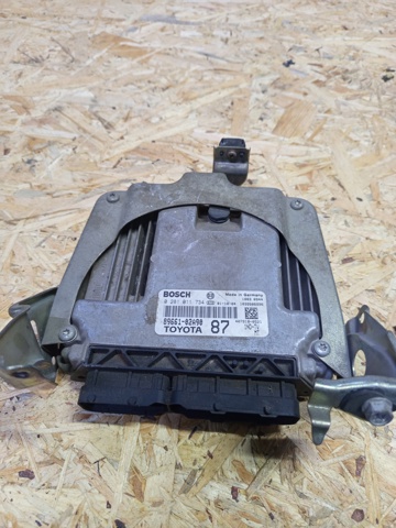 Модуль управления двигателем 8966102A90 TOYOTA