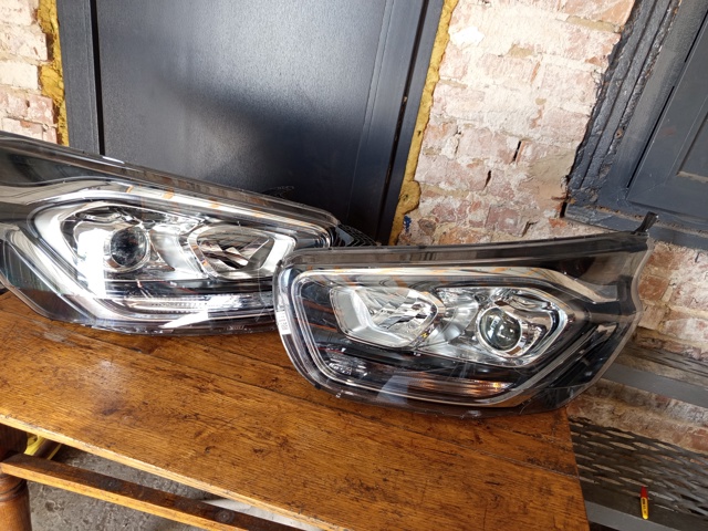 Вставка фары левой JK2113W030DJ FORD