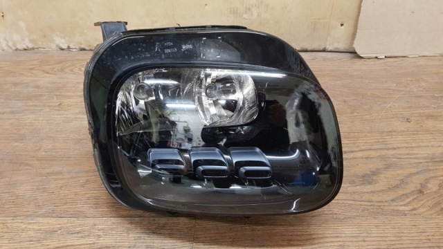 Зеркальный элемент правый 13466843 PEUGEOT
