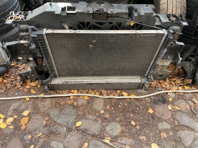 Радиатор интеркуллера 144963639R RENAULT