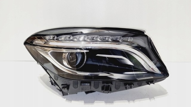 Фара правая 1569061800 MERCEDES