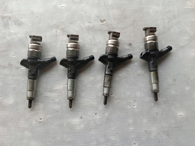 Форсунки Subaru Outback 4