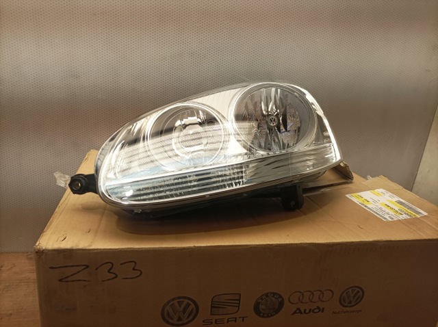 Фары Volkswagen Golf 4